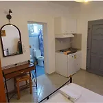 Apartmanhotel Molos 3*