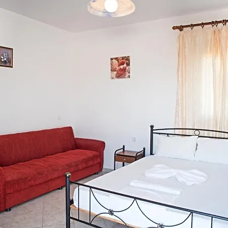 מלון דירות Molos