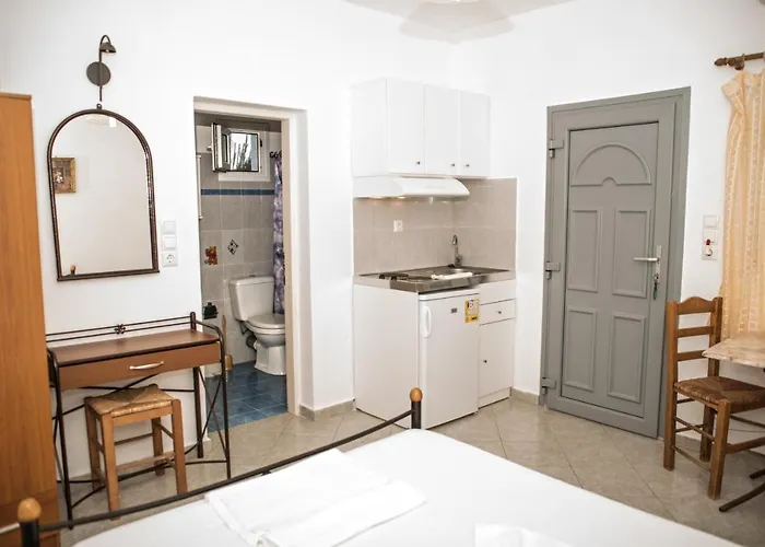 מלון דירות Molos סטלידה