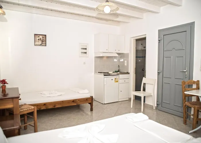 Molos מלון דירות