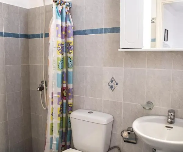 Molos מלון דירות